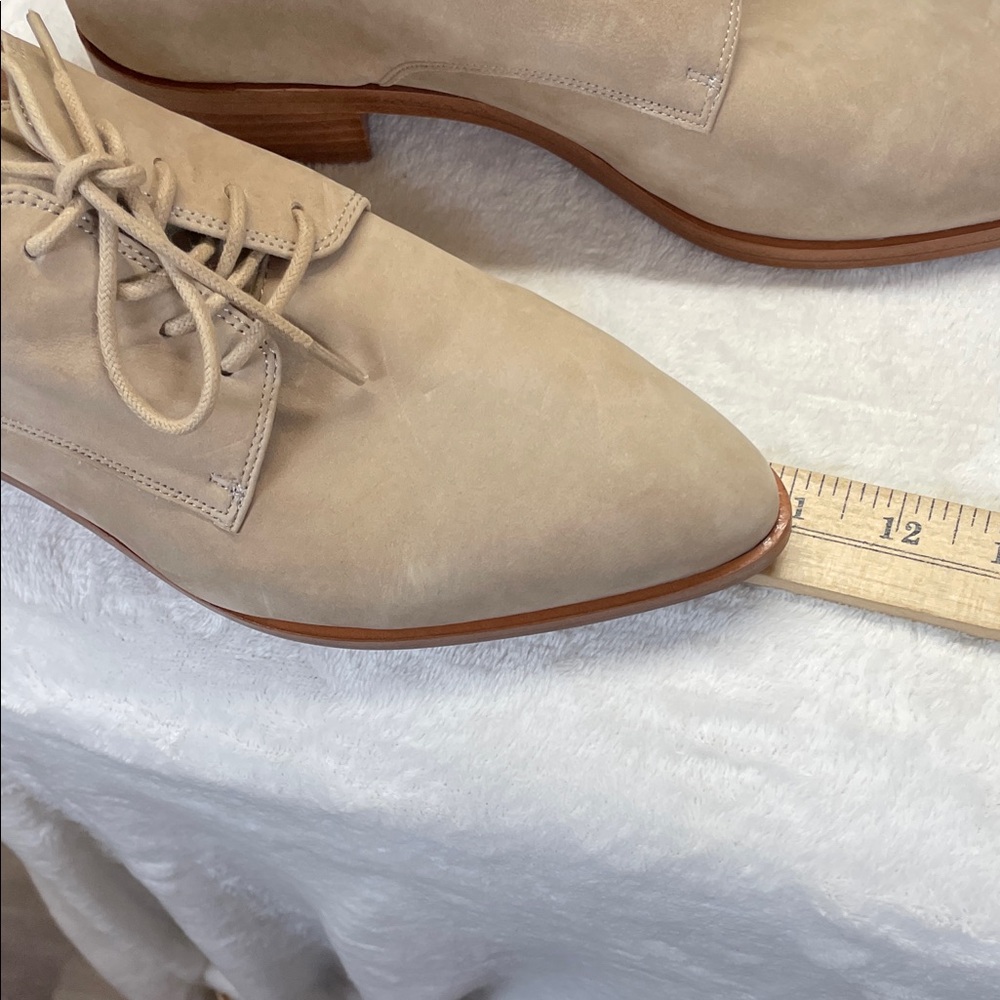 Frye Tan Lace-Up Oxfords - Picture 7 of 10